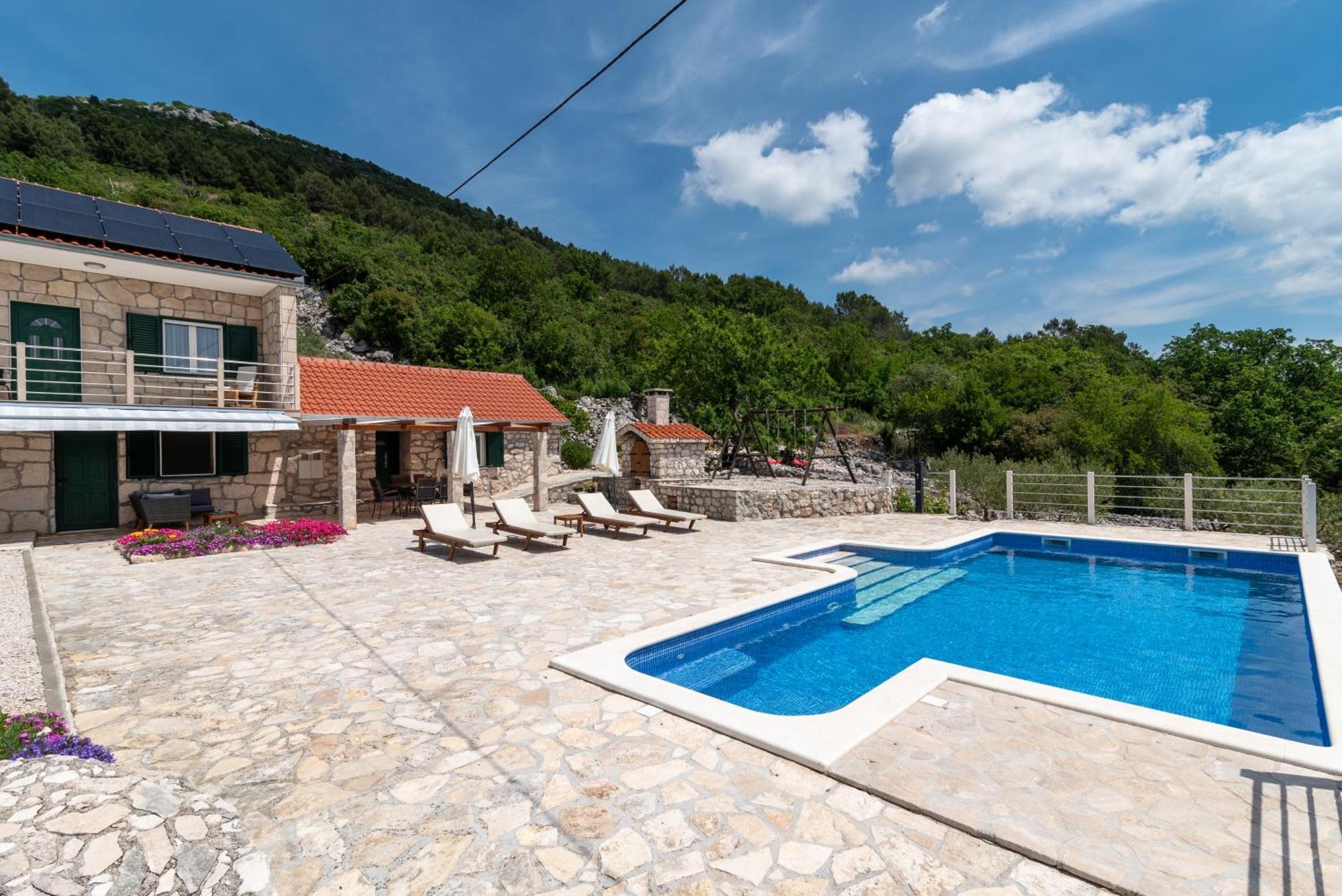 Villa Zuza Bristivica Eksteriør bilde