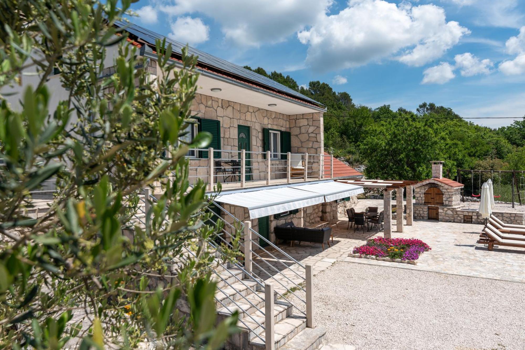 Villa Zuza Bristivica Eksteriør bilde