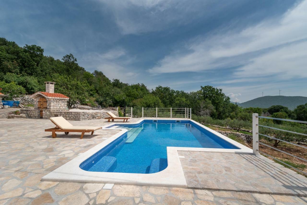 Villa Zuza Bristivica Eksteriør bilde