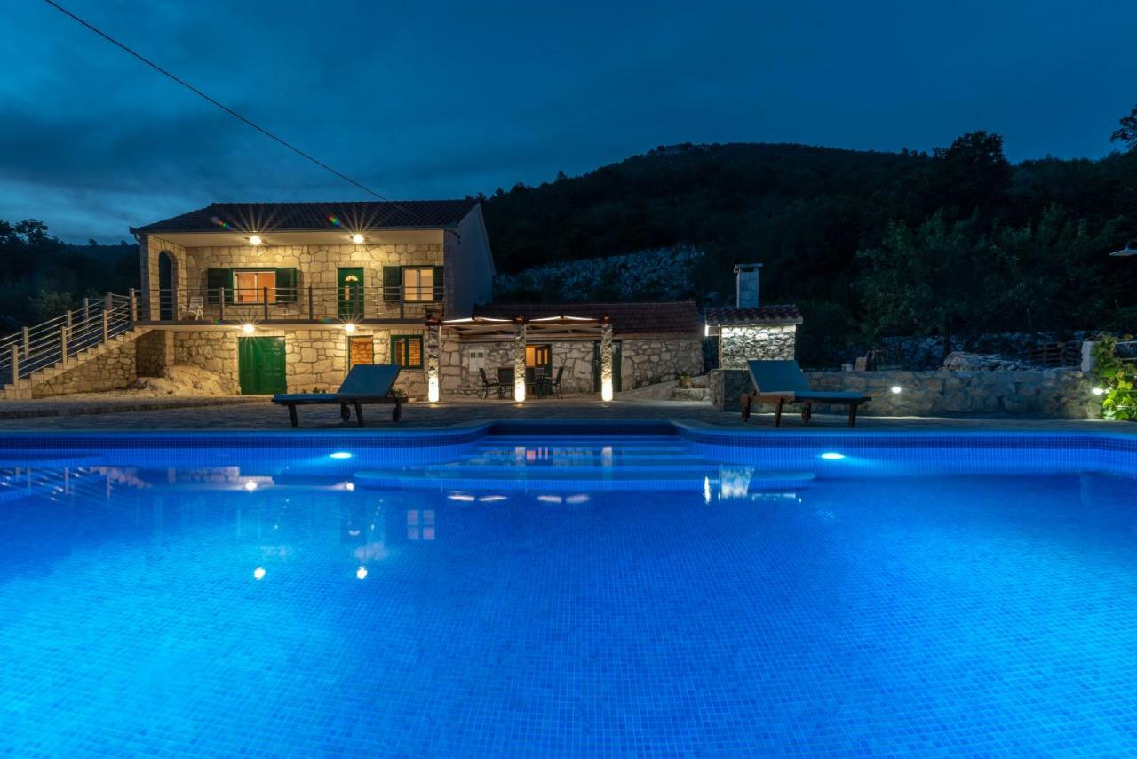 Villa Zuza Bristivica Eksteriør bilde